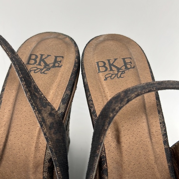 BKE SOUL BLACK GOLD TAN PEEP TOE WEDGE HEELS NEW WITH TAGS SIZE 10 - Picture 5 of 9